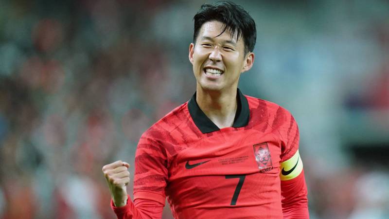 Son Heung-min khi thi đấu tại đội tuyển Hàn Quốc