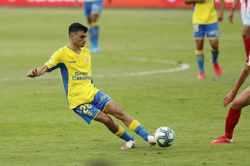 Sự trưởng thành của Pedri và hành trình trở thành trụ cột Barcelona