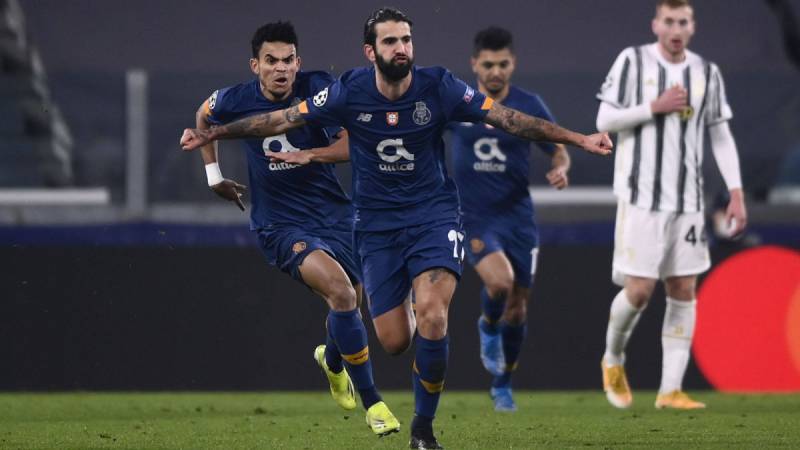 Tác động chiến thuật đối với các đội bóng